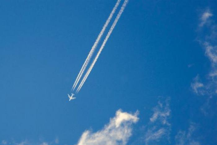 Órgão Internacional da Aviação adota novo padrão para emissões de CO2 por aviões